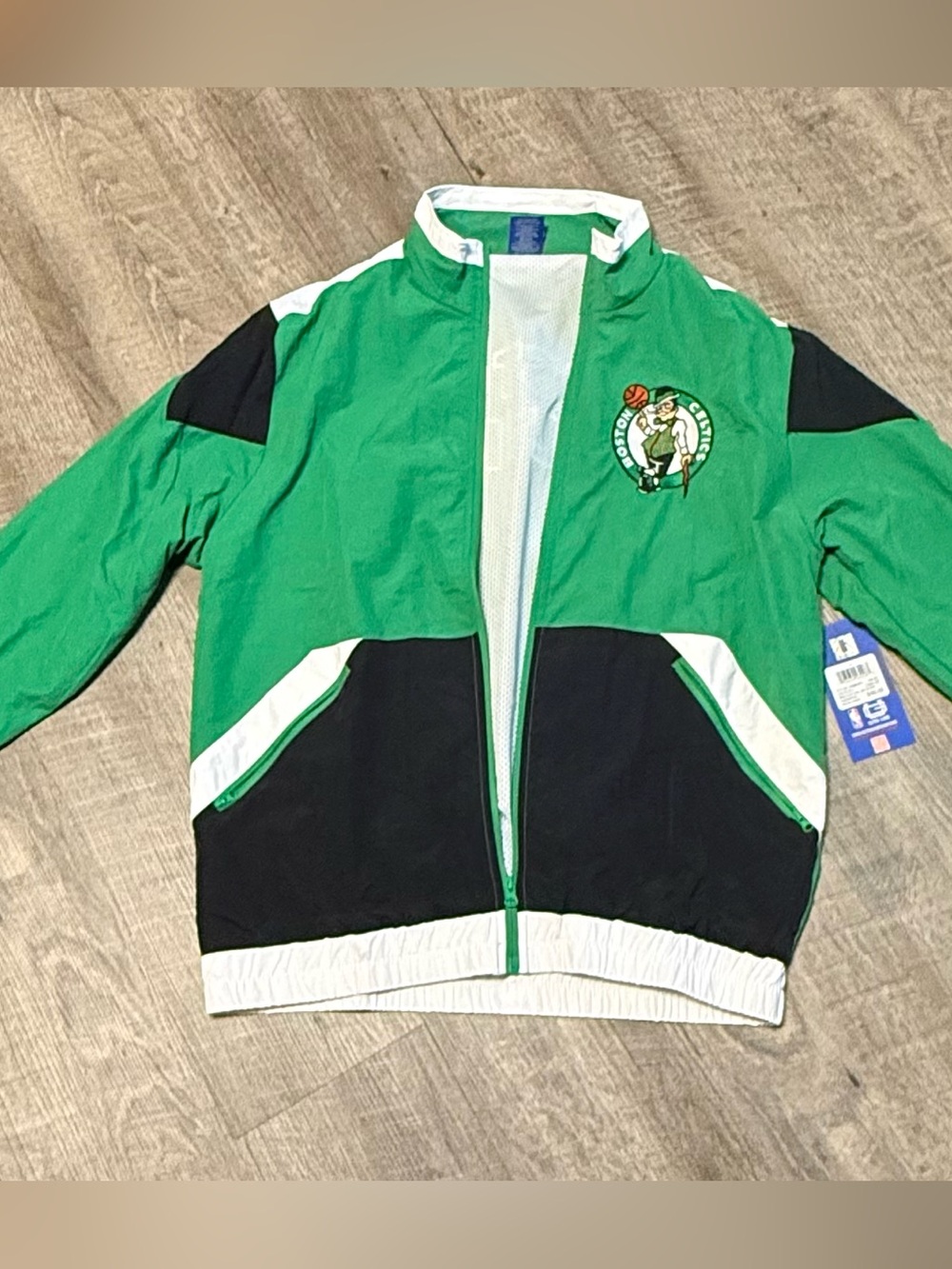Boston Celtics Windbreaker Jacket men’s size medium